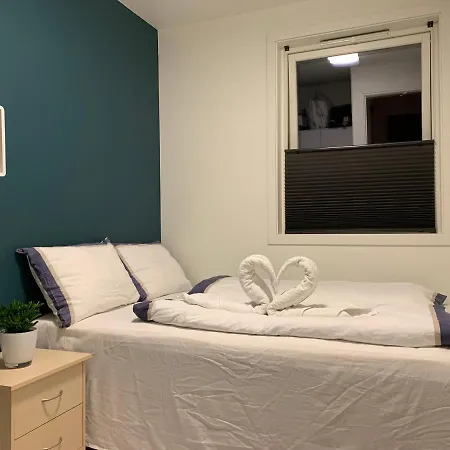 Holiday home Modern Townhouse, Beautiful View + Free Parking