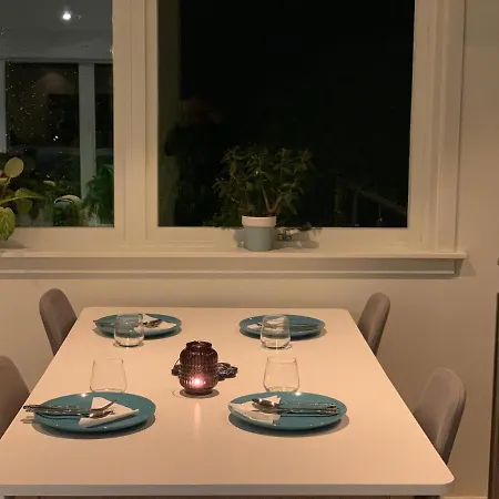 Holiday home Modern Townhouse, Beautiful View + Free Parking Alesund